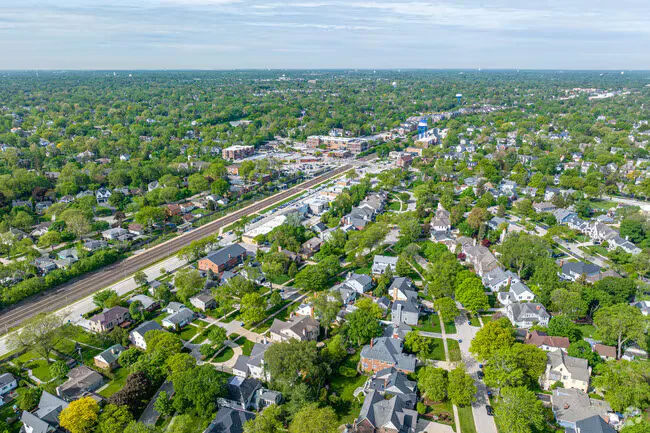 Clarendon Hills