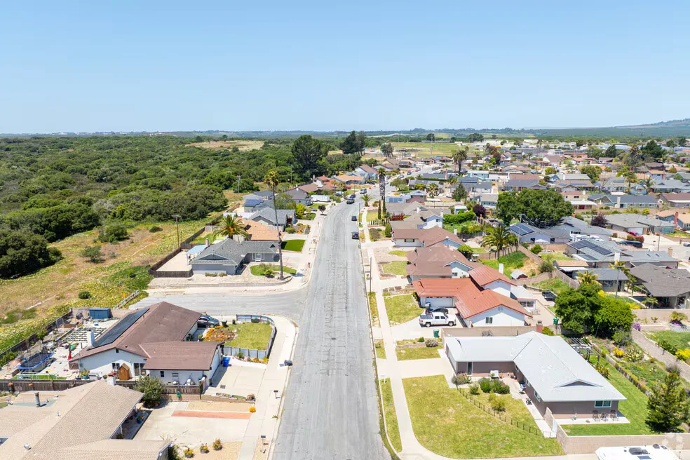 Vandenberg Village