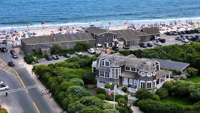 East Hampton North